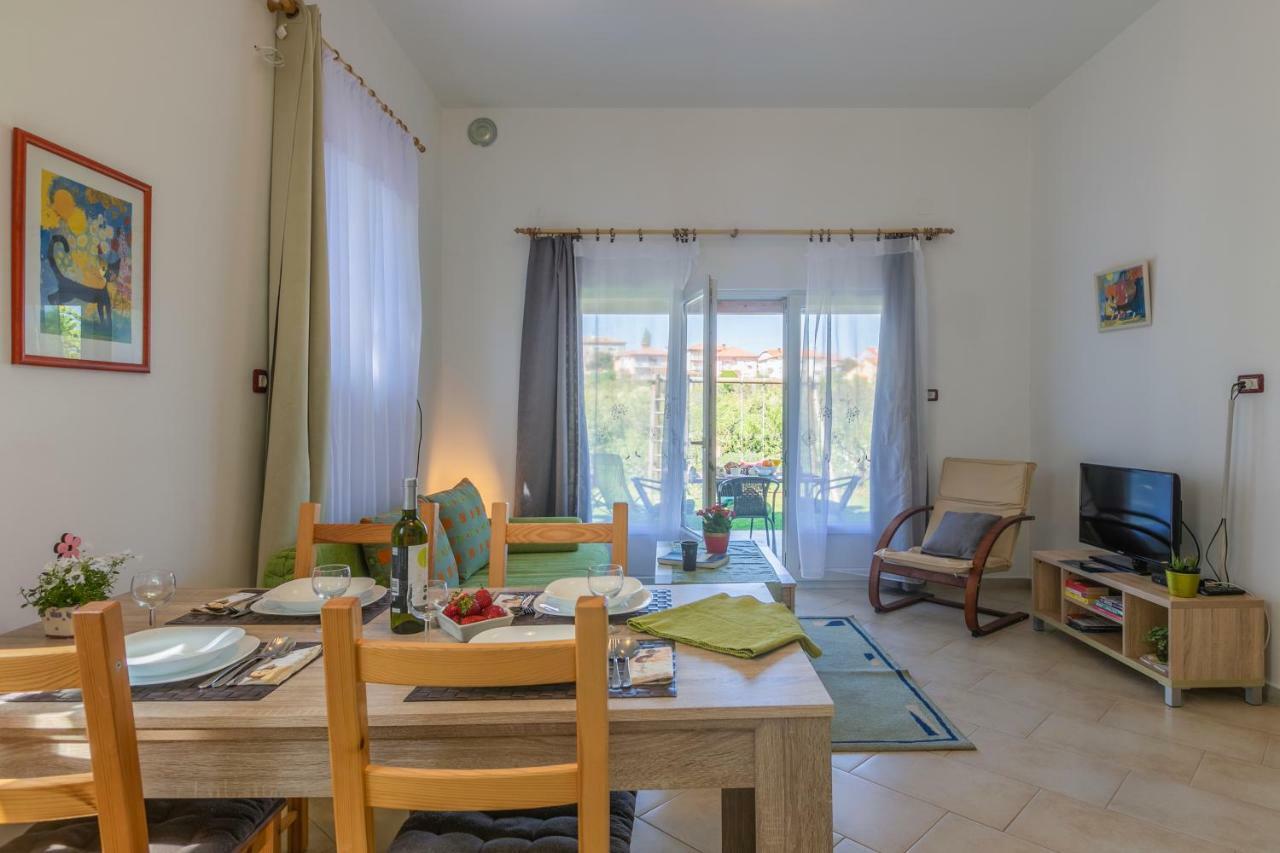 Apartment Green Garden Pula Exterior foto